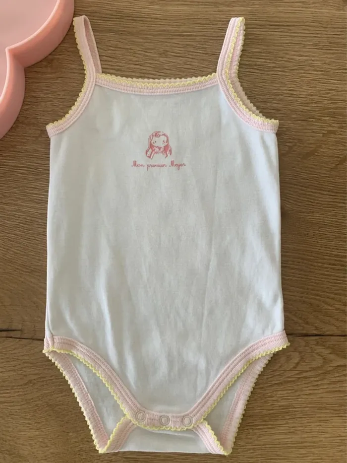 Body et short liberty - photo numéro 2