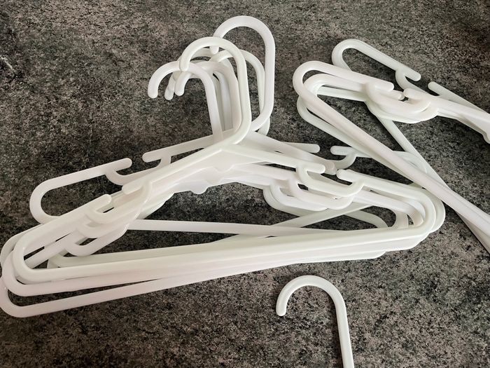 Lot de 17 cintres enfants - photo numéro 4