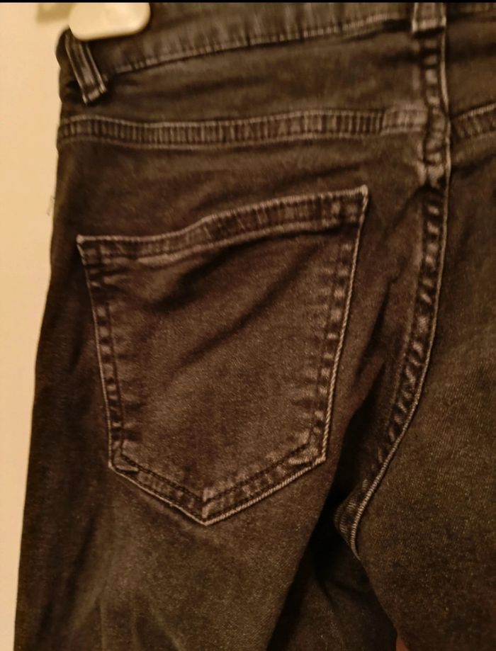 Jean / Pantalon Denim Noir Classique – Taille 36 (S) - photo numéro 6