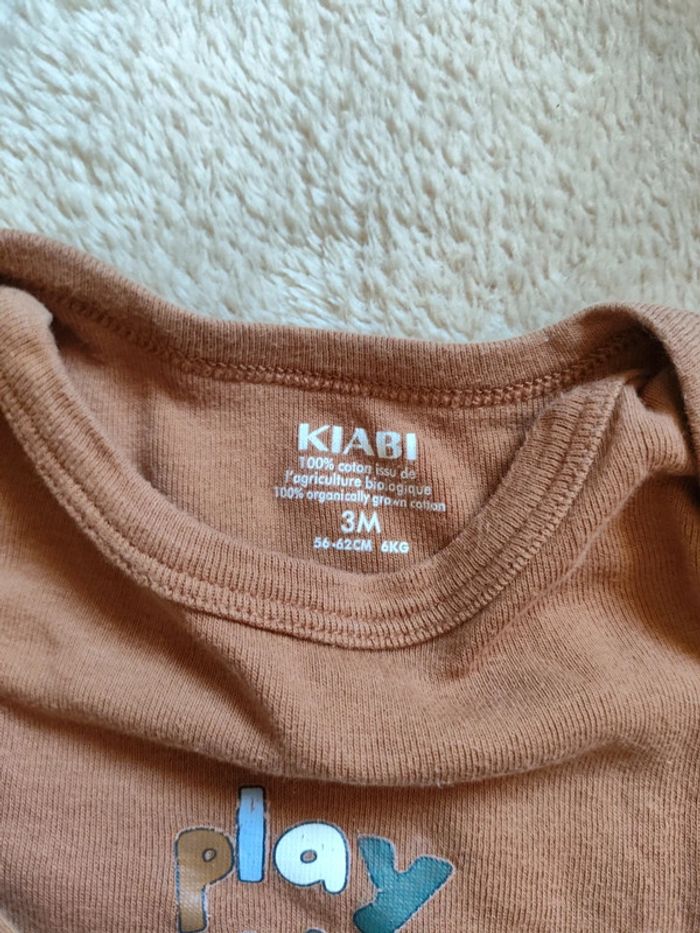 Body 3 mois - photo numéro 2