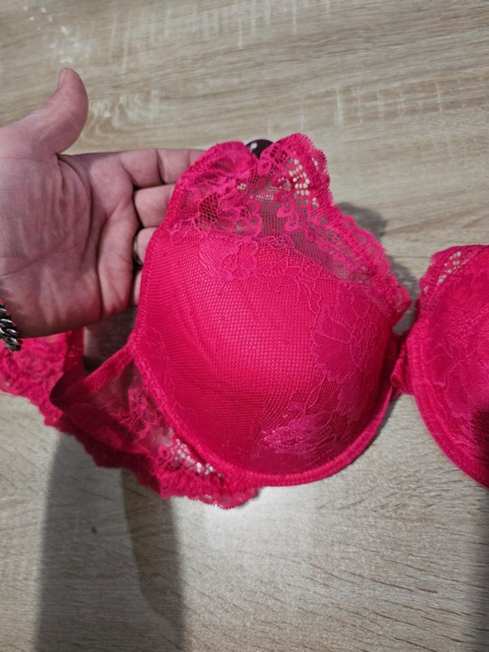 Soutien gorge neuf 95D - photo numéro 4
