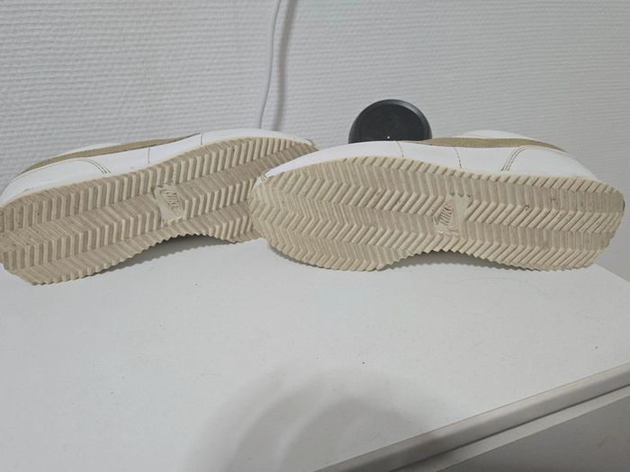 Basket cortez nike blanche et doré - photo numéro 5