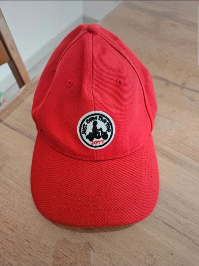 Casquette rouge homme ou femme t.u