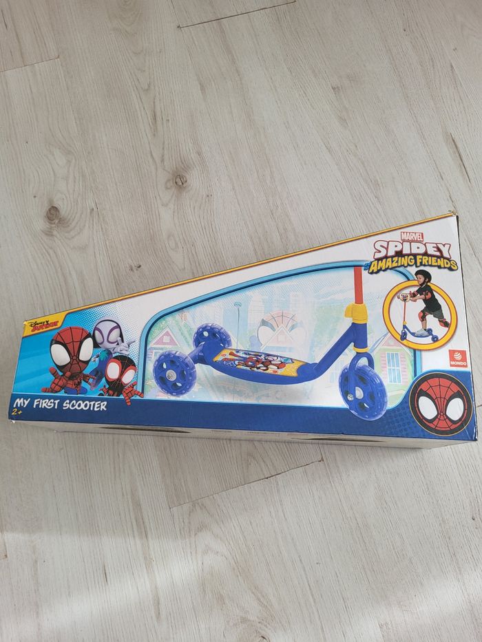 Trotinette spiderman