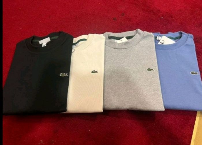 Pull lacoste - photo numéro 3