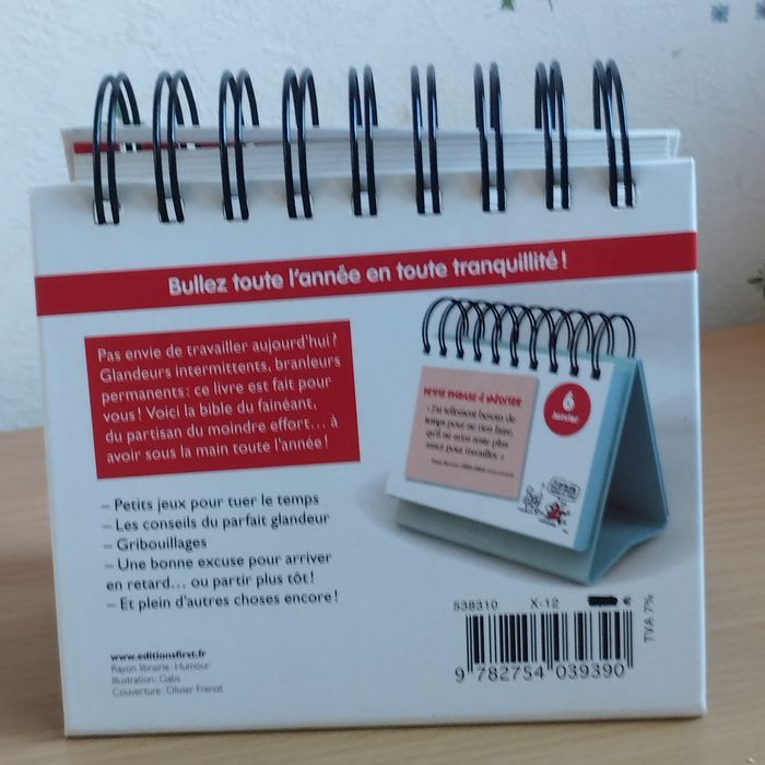 Calendrier à poser 365 astuces pour glander au boulot - photo numéro 3