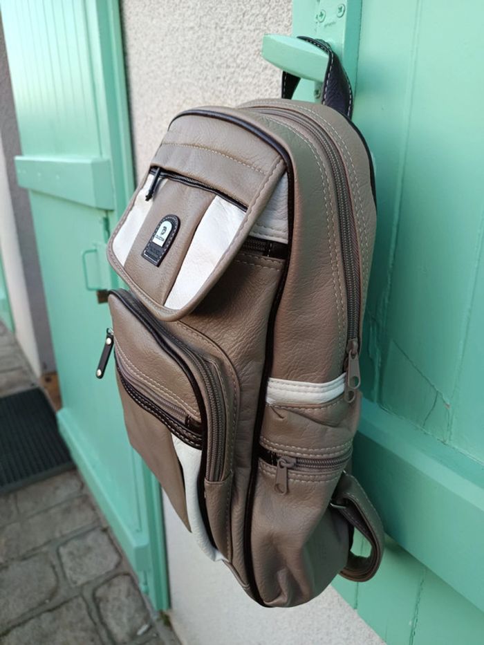 Sac à dos - photo numéro 5