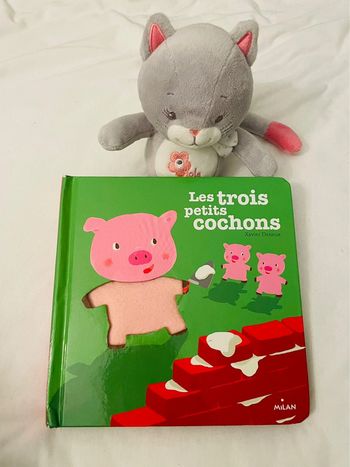 Livre à toucher les trois petits cochons