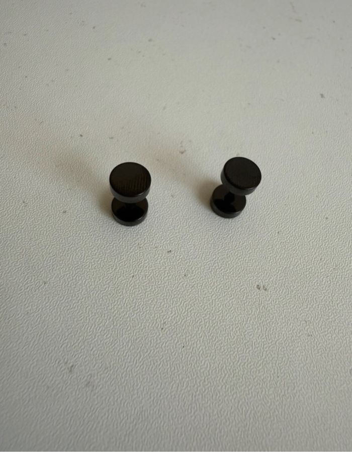 Boucles d’oreilles homme acier inoxydable noir ronde simple - photo numéro 5