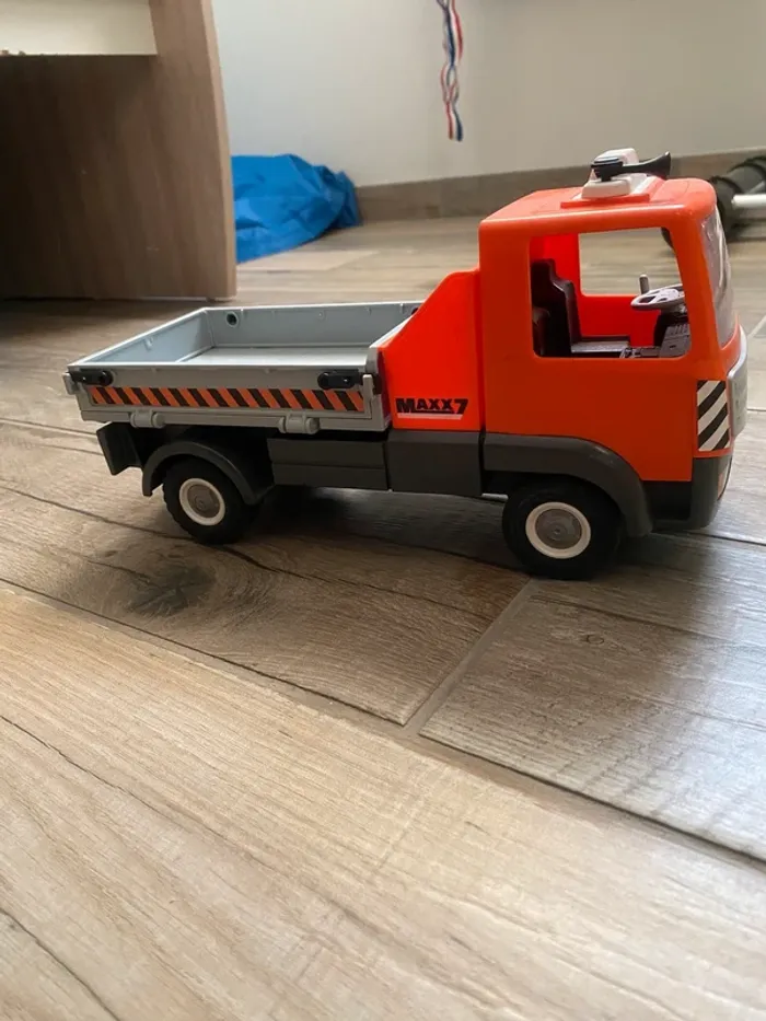 Camion bruder