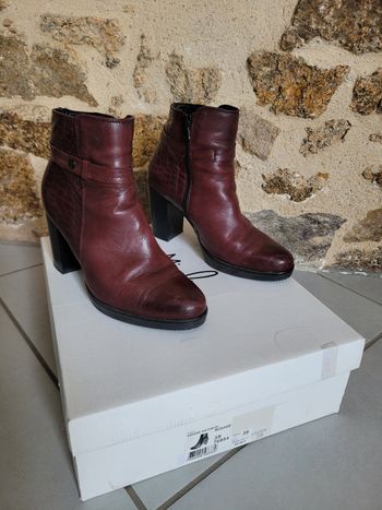 Boots à talons bordeaux