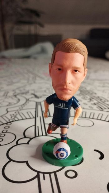 Petite figurine football neuve Sergio Ramos PSG Paris Saint-Germain