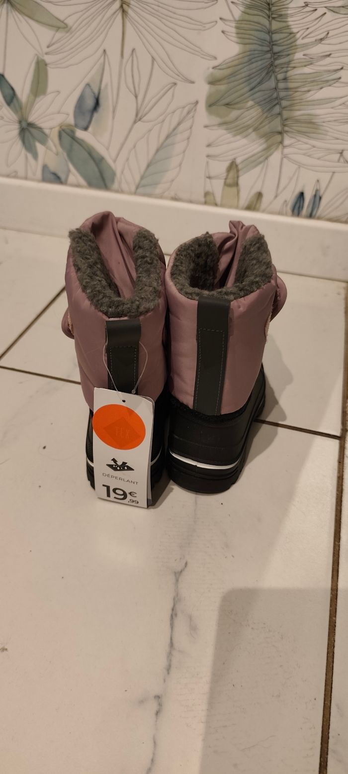 Après ski neuf petite fille (bottes de neige) - photo numéro 3
