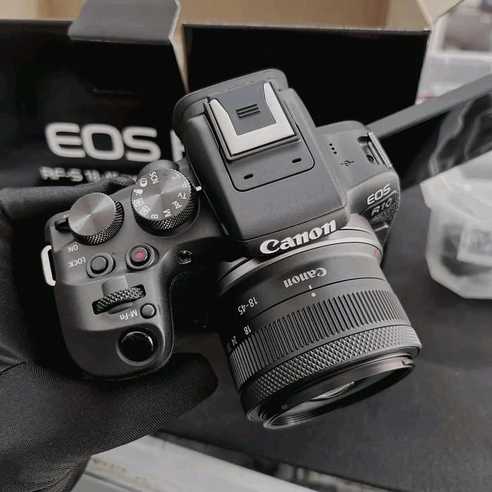 Appareil photo canon EOS - photo numéro 2