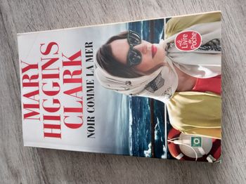 Livre Mary Higgins Clark - Noir comme la mer