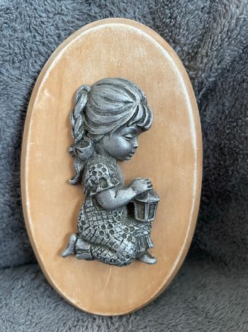 Bas relief étain porte vintage