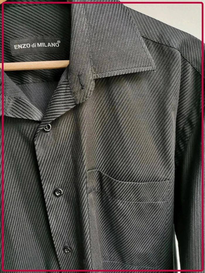 Chemise noire - photo numéro 2