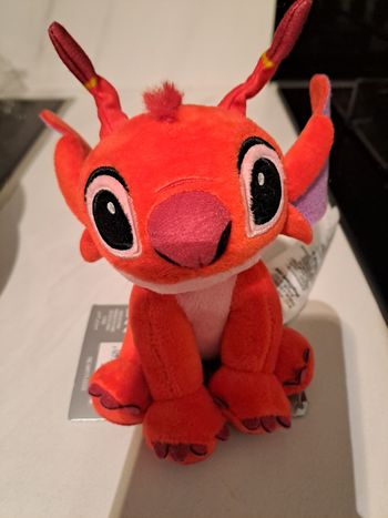 Peluche d'épaule Stitch Rouge ( leroy )