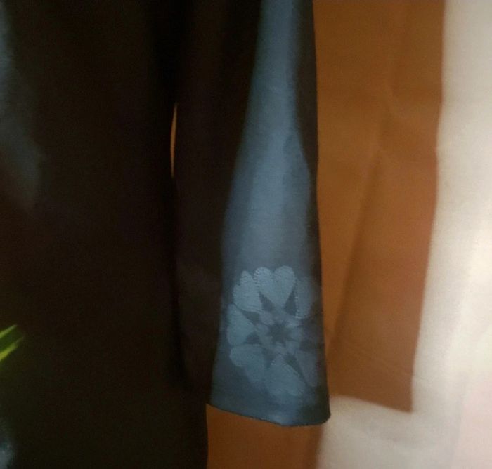 Jolie Robe Desigual taille 40 - photo numéro 6