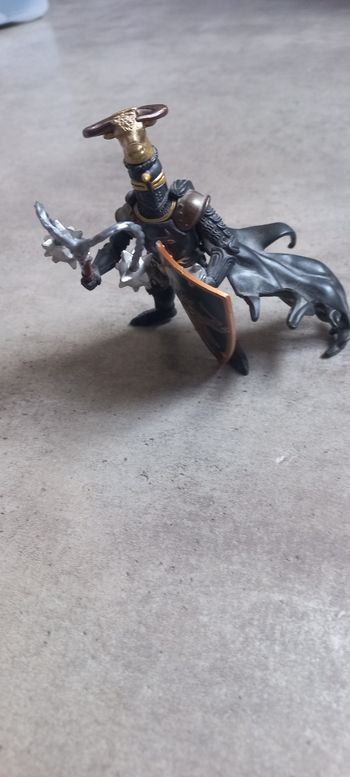 Chevalier noir papo