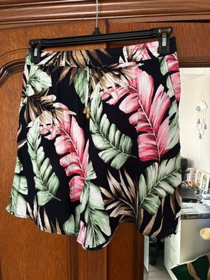 Short 🌺 - photo numéro 2