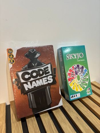 Lot de deux jeux de société neufs 