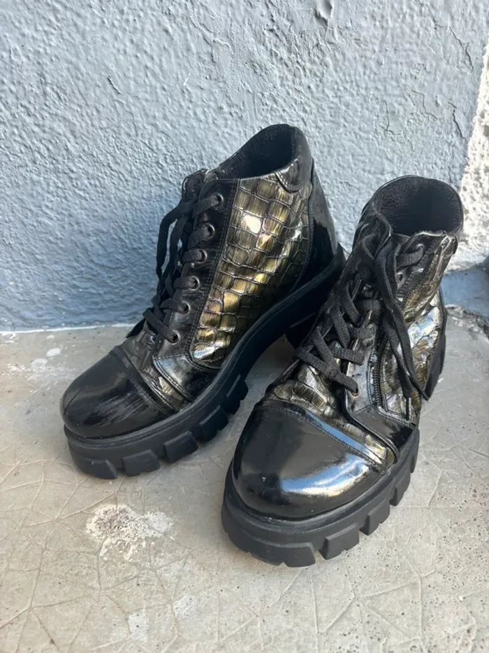 Bottines ranger serpent noir reflet