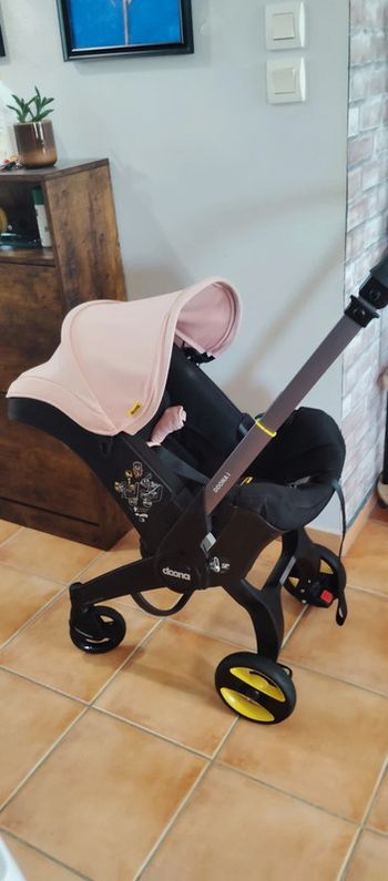 Poussette Doona i Rose