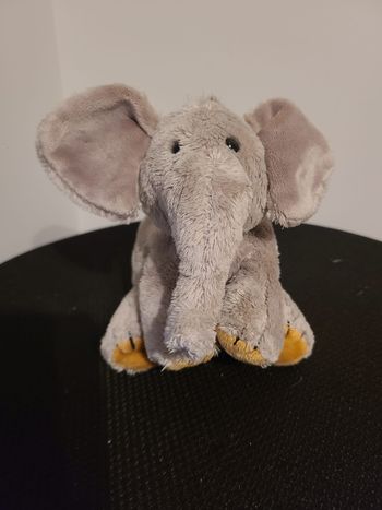 doudou éléphant