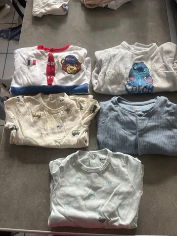 Lot de Pyjama doux taille 3 mois