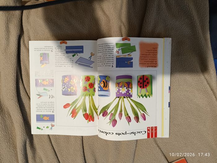 Livre activités - photo numéro 2