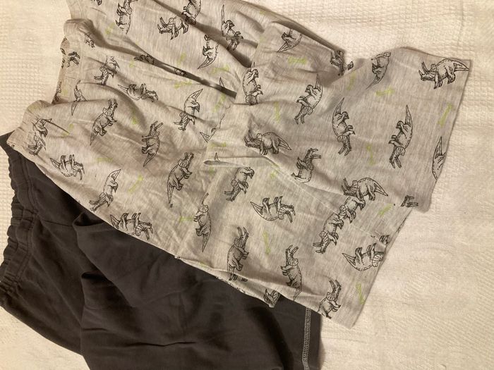 Lot pantalons pyjamas 10 ans