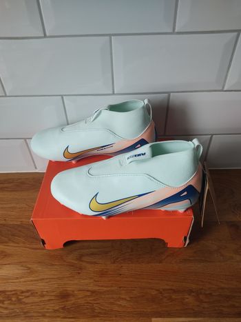 Crampons Nike T 36