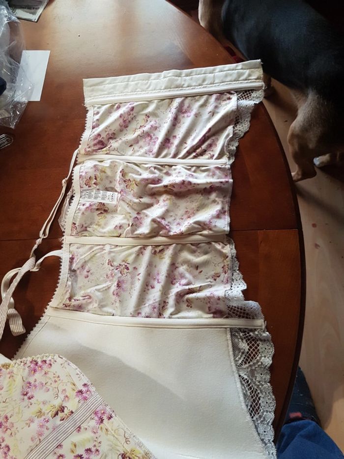Corset bustier Lejaby  taille 3 ou M - photo numéro 9