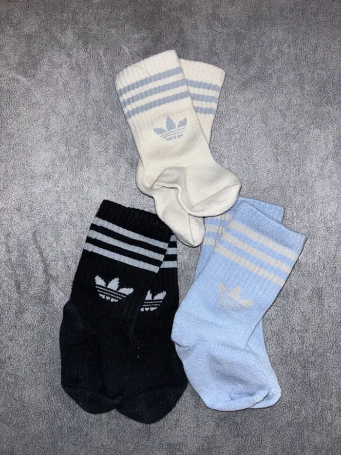 Lot chaussettes adidas