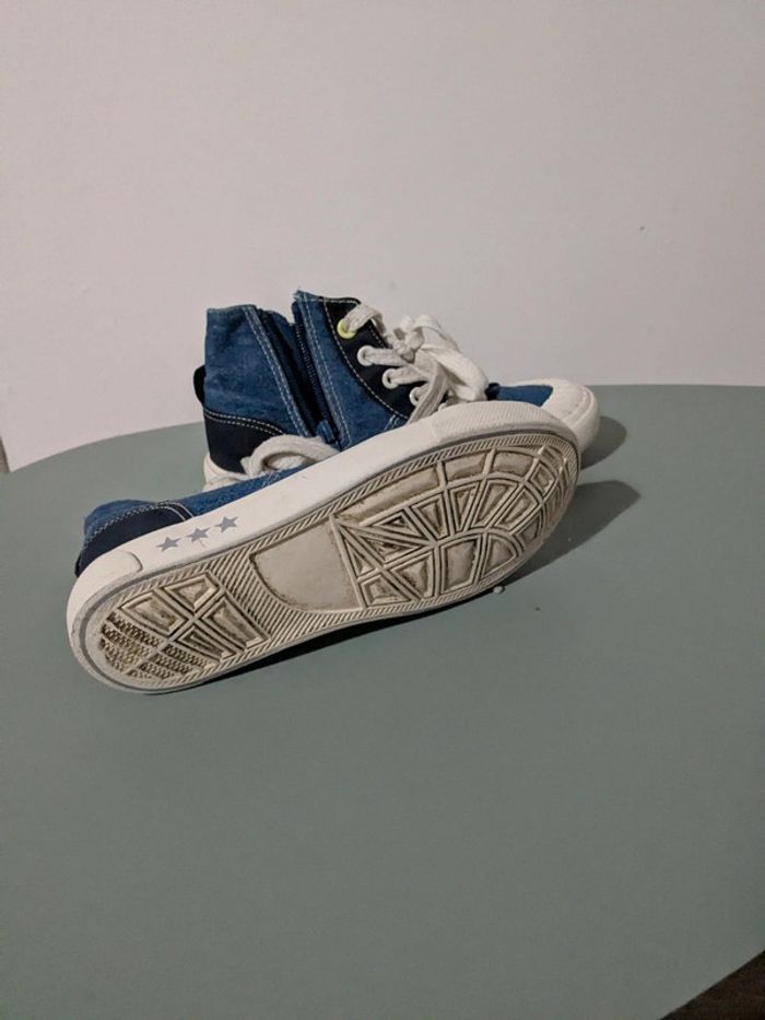 Baskets montantes bleues et blanches 30 - photo numéro 4