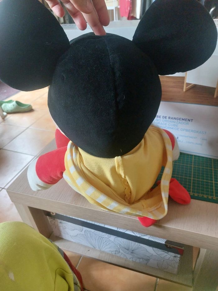 Peluche Disney Minnie - photo numéro 4