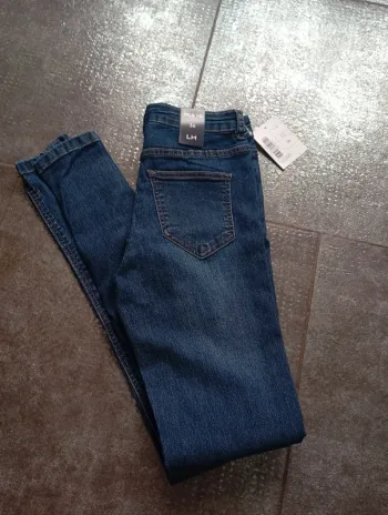 La Halle jegging neuf taille 36