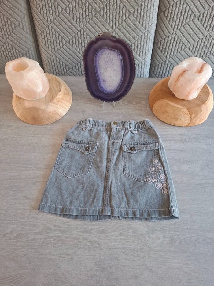 Jupe en jean grise 24 mois - très bon état - photo numéro 2