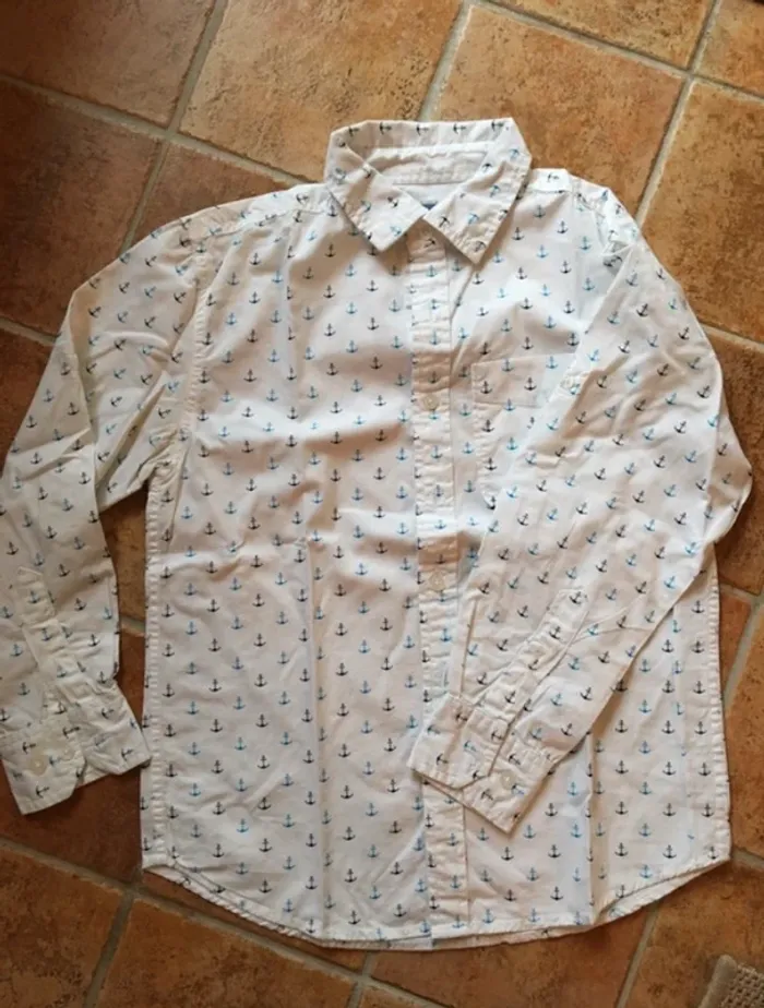 Chemise blanche motifs ancres