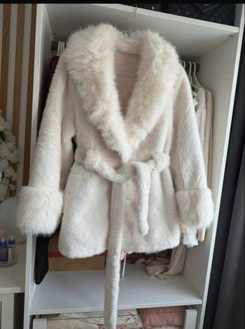 Manteaux fausse fourrure