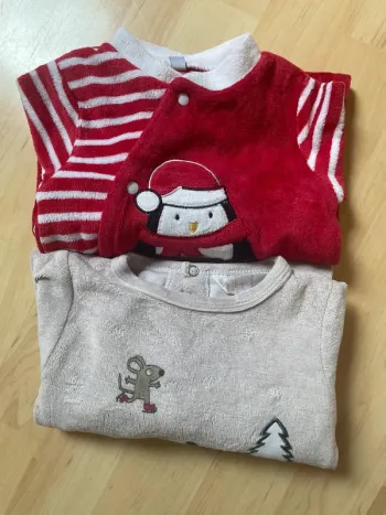 2 pyjamas Noël
