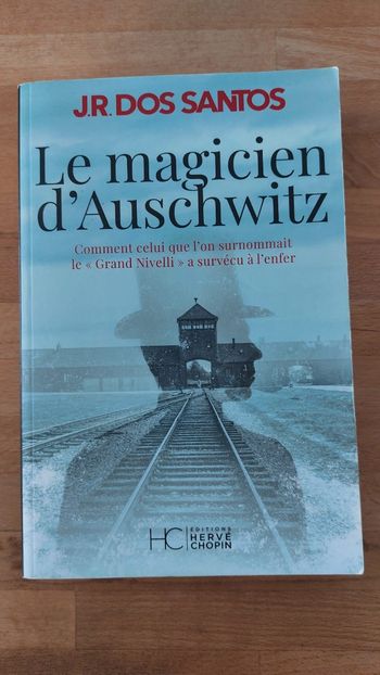 Roman Grand Format Le magicien d'Auschwitz - J.R Dos Santos - Excellent état