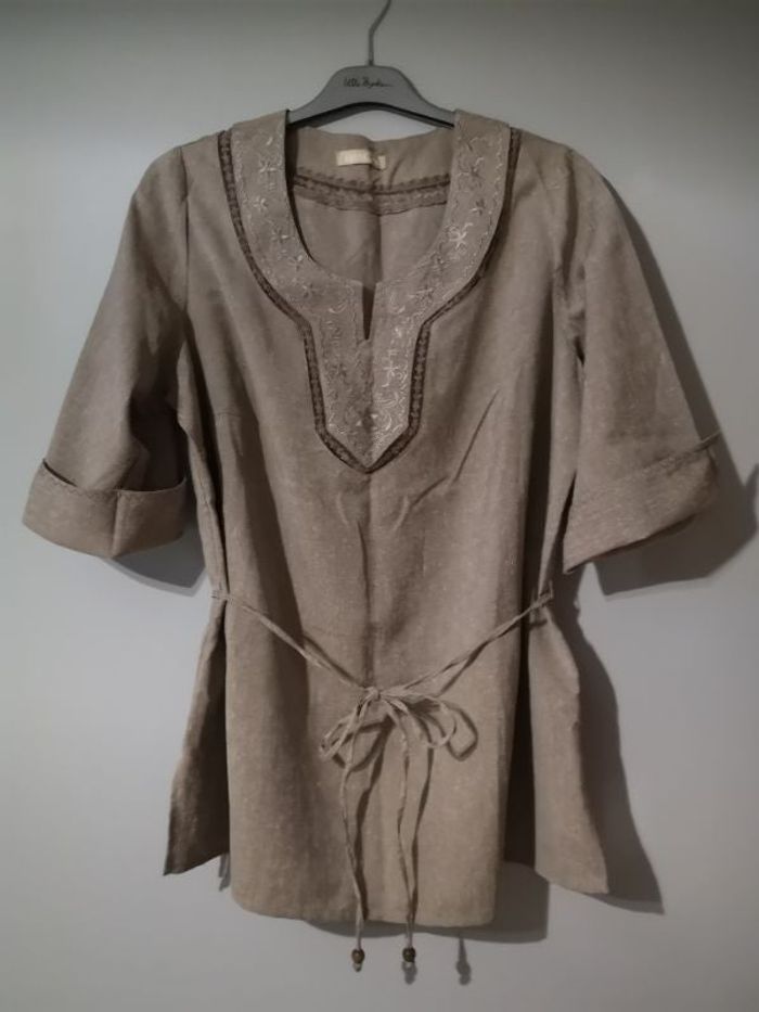 Tunique Daxon. Taille 52. Neuve sans étiquette.