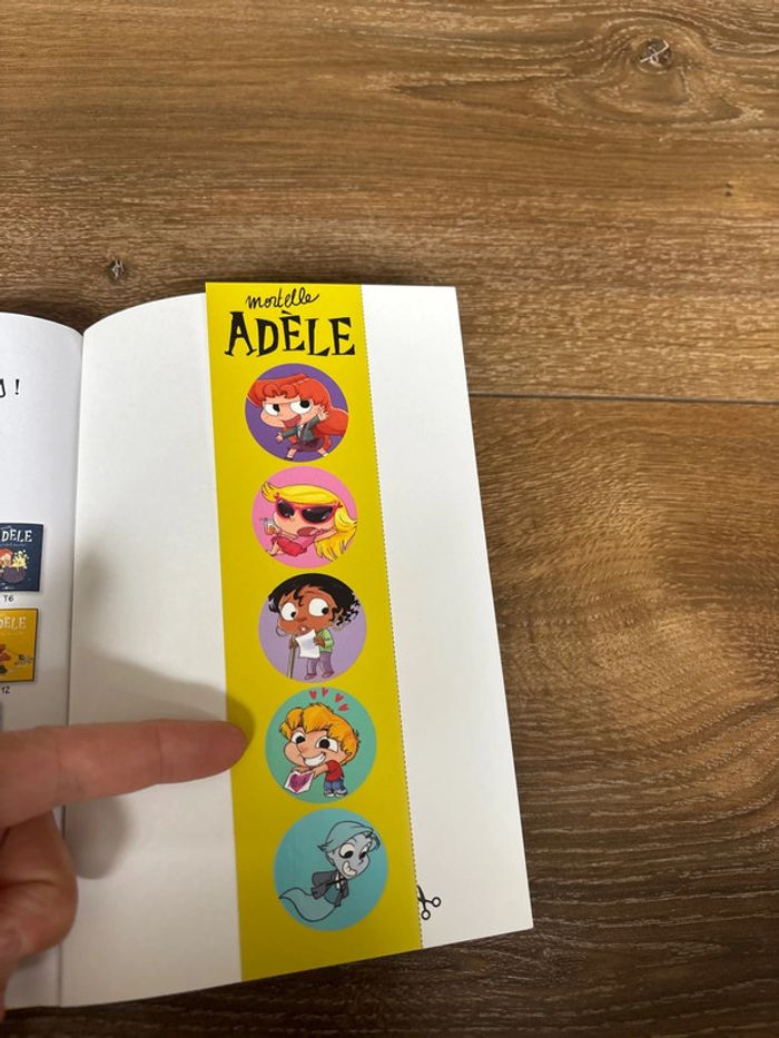 Roman Mortelle Adele tome 2 les bêtises c’est maintenant - photo numéro 3