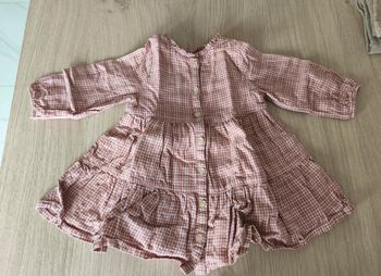 Robe à carreaux