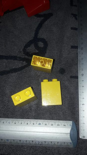 Lot pièces jaune duplo