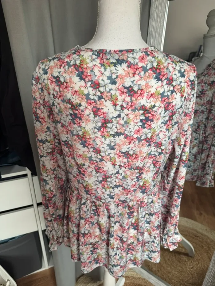 Blouse fleurie - photo numéro 3