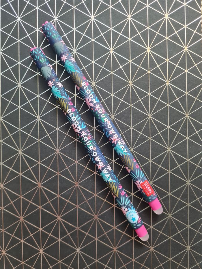Legami Fleur 🌸Logo Legami + Fleur ⭐étoile 1ère édition = 2 Stylos Neufs