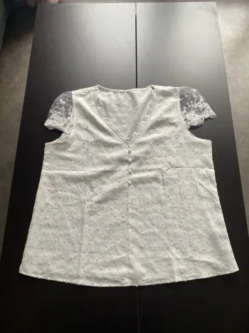 Blouse dentelle Shein en très bon état